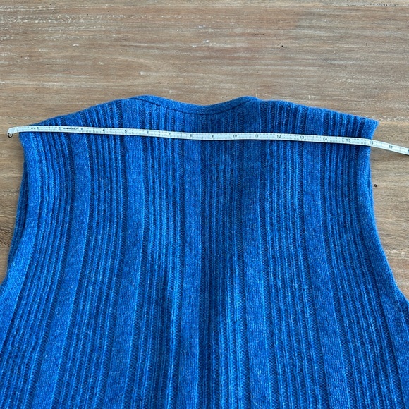 Shetland Wool Titan Sweater Vest - Picture 7 of 9